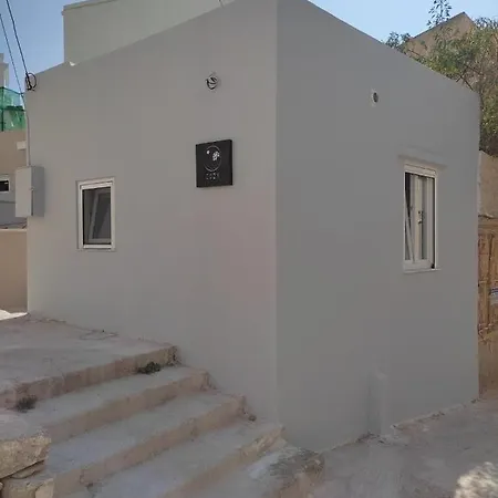 Cozy By Syros Bnb Ermoupoli Exterior photo